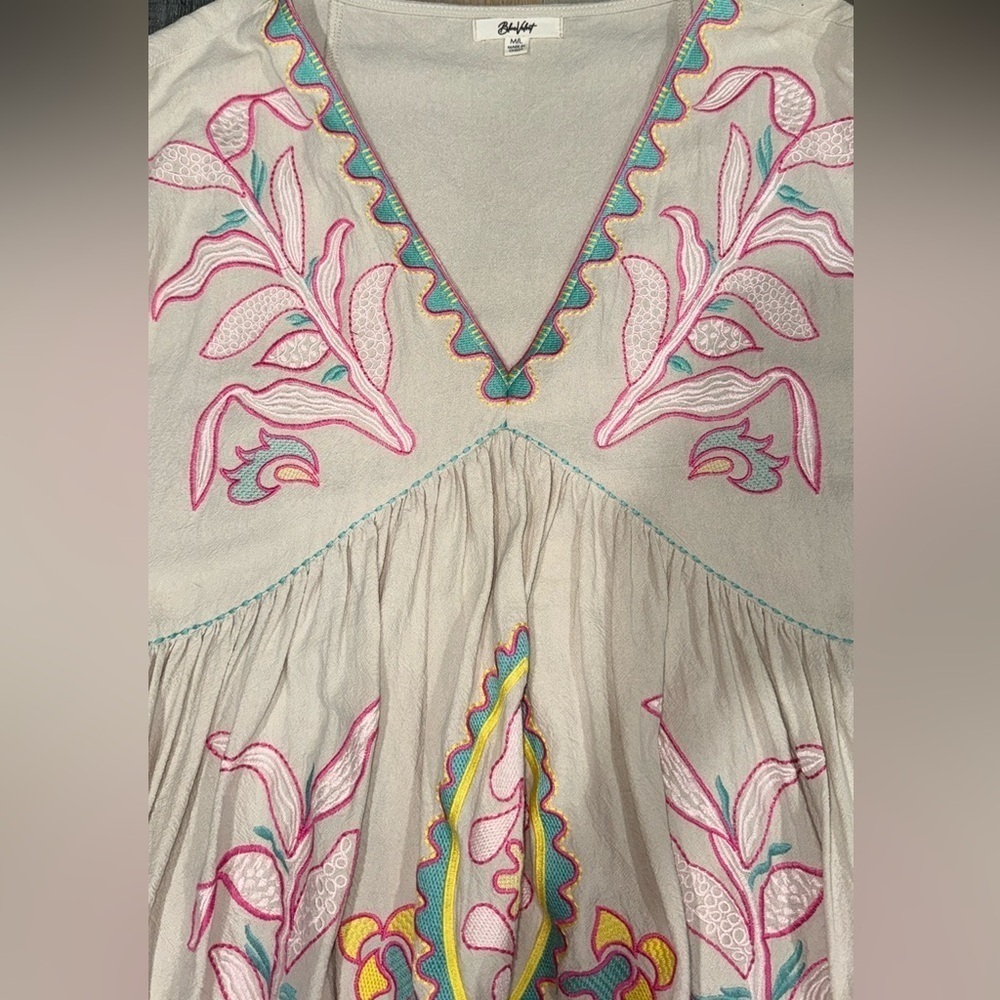 Blue velvet embroidered boho Tunic - Picture 4 of 7